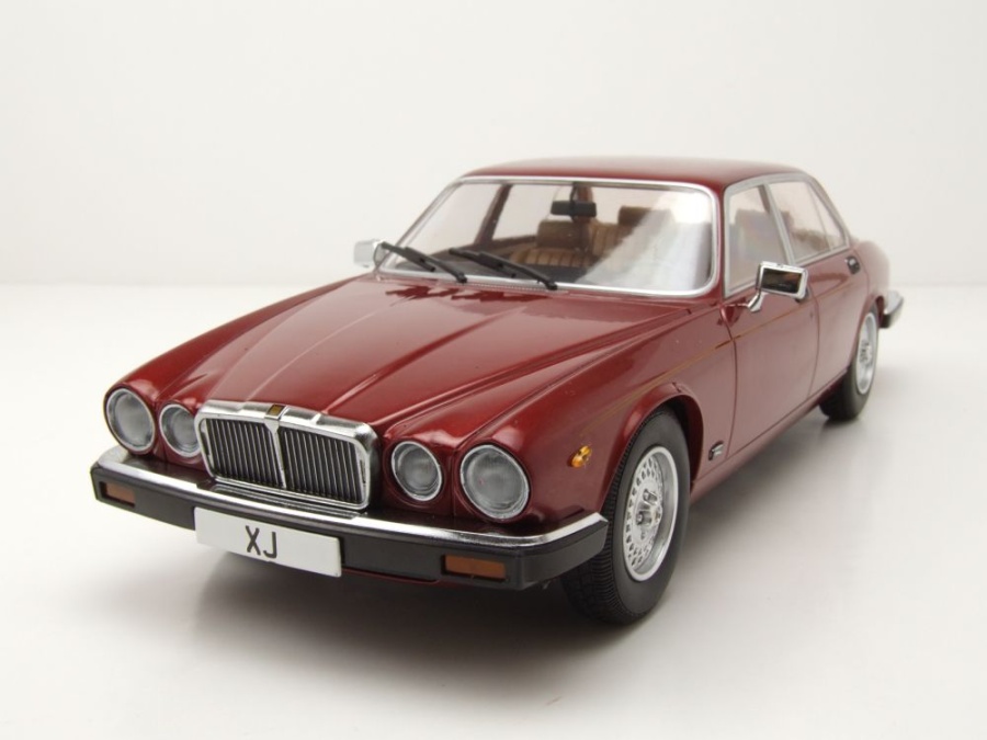 Jaguar XJ Series III 1979 dunkelrot Modellauto 1:18 MCG