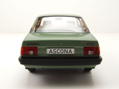 Opel Ascona C 1981 grün Modellauto 1:18 MCG