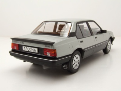 Opel Ascona C SR 1981 silber Modellauto 1:18 MCG