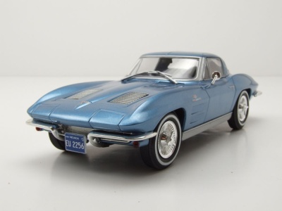 Chevrolet Corvette Stingray C2 1963 hellblau metallic...