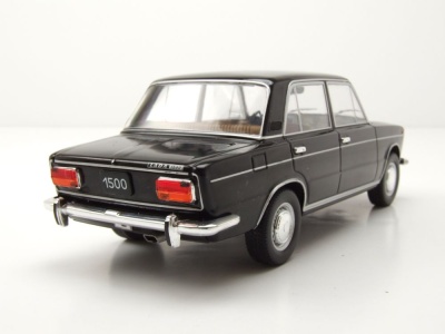 Lada 1500 1977 schwarz Modellauto 1:24 Whitebox