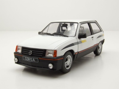 Opel Corsa A SR 1985 weiß Modellauto 1:24 Whitebox