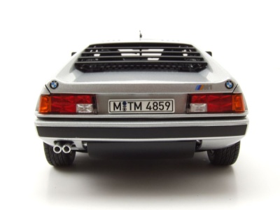 BMW M1 1980 silber Modellauto 1:18 Norev