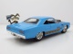 Plymouth Road Runner 1970 hellblau Looney Tunes mit Wile E. Coyote Figur Modellauto 1:24 Jada Toys