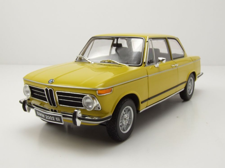 Modellauto BMW 2002 Tii 1972 gelb 1:18 Kyosho bei Modellautocenter