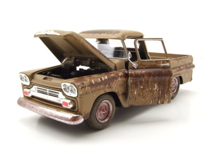 Chevrolet Apache Fleetside Pick Up 1958 braun verwittert Modellauto 1:24 Motormax
