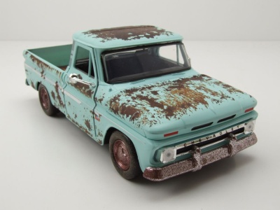 Chevrolet C-10 Fleetside Pick Up 1966 türkis verwittert Modellauto 1:24 Motormax