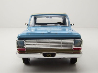 Ford F-100 Pick Up 1969 hellblau beige Modellauto 1:24 Motormax