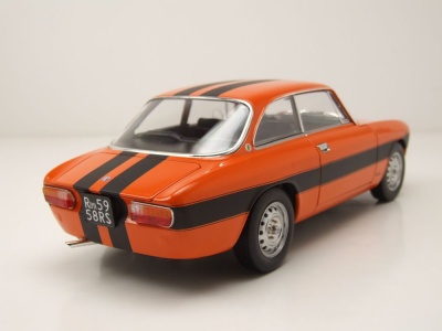 Alfa Romeo 2000 GTV 1973 orange Fast & Furious...