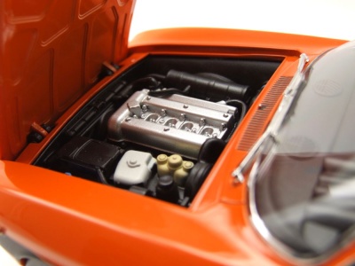 Alfa Romeo 2000 GTV 1973 orange Fast & Furious Modellauto 1:18 Norev