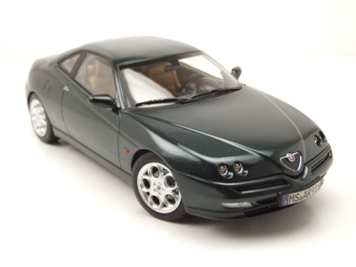 Alfa Romeo GTV 2001 dunkelgrün metallic Modellauto 1:18 Norev