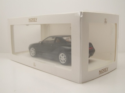 Alfa Romeo GTV 2001 dunkelgrün metallic Modellauto 1:18 Norev