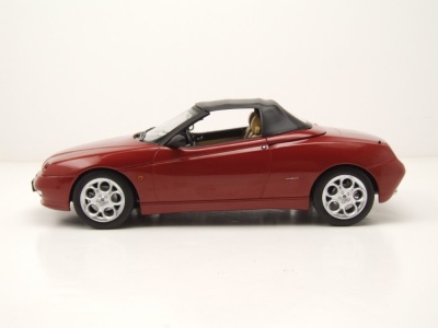 Alfa Romeo Spider 1999 rot metallic Modellauto 1:18 Norev