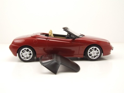Alfa Romeo Spider 1999 rot metallic Modellauto 1:18 Norev