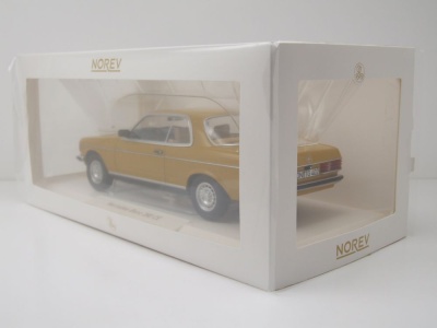 Mercedes 280 CE W123 Coupe 1980 gelb Modellauto 1:18 Norev