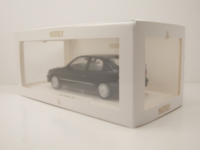 Opel Kadett E GSi 1991 schwarz metallic Helmut Schmidt Modellauto 1:18 Norev