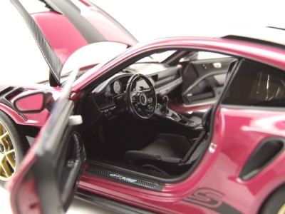 Porsche 911 GT3 RS Weissach Pack 2022 sternrubin Modellauto 1:18 Norev