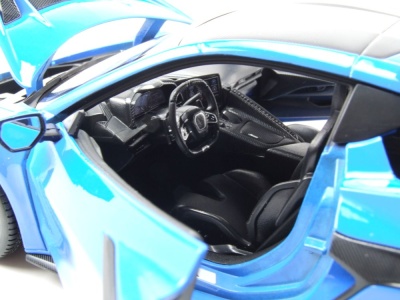 Chevrolet Corvette ZR1 Coupe blau metallic Modellauto 1:18 Maisto