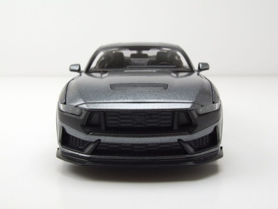 Ford Mustang Dark Horse 2024 grau metallic Modellauto 1:24 Maisto