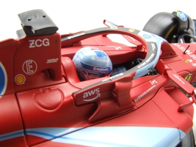 Ferrari SF-24 #16 Formel 1 Miami 2024 rot Leclerc mit Vitrine Modellauto 1:18 Bburago