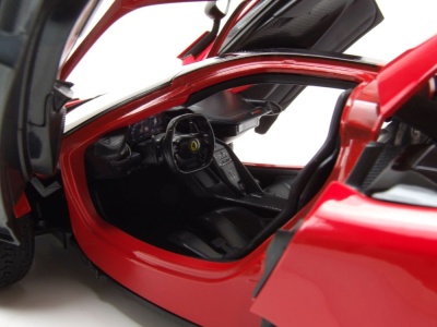 Ferrari F80 2024 rot Modellauto 1:18 Bburago