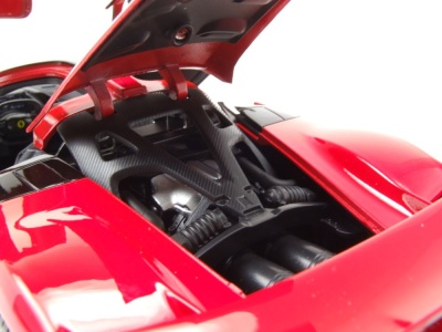 Ferrari F80 2024 rot Modellauto 1:18 Bburago