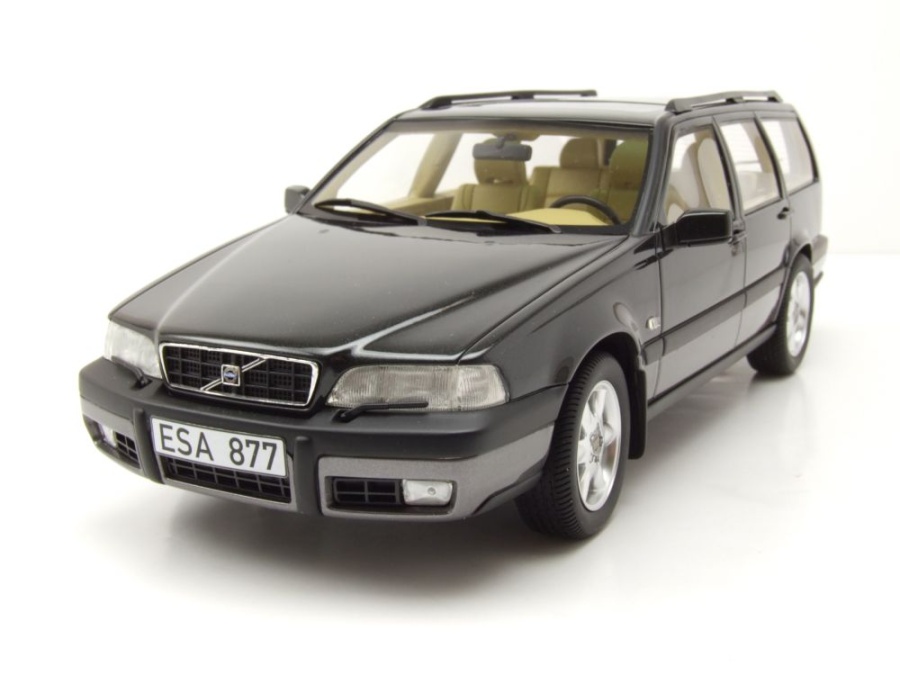 Volvo V70 XC Cross Country 1996 - 1999 schwarz Modellauto 1:18 Cult Scale Models