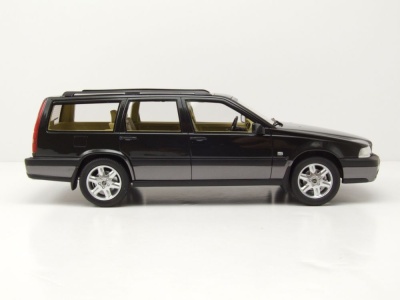 Volvo V70 XC Cross Country 1996 - 1999 schwarz Modellauto 1:18 Cult Scale Models