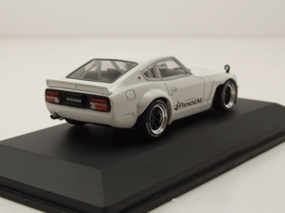 Datsun 240Z Rocket Bunny Pandem 1973 weiß...