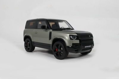 Land Rover Defender P400 X-Dynamic HSE 2021 grün Modellauto 1:18 GT Spirit