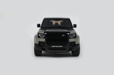 Land Rover Defender P400 X-Dynamic HSE 2021 grün Modellauto 1:18 GT Spirit