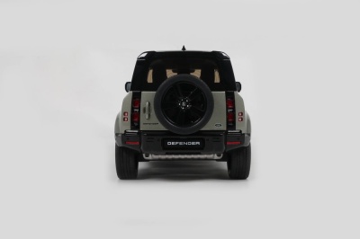 Land Rover Defender P400 X-Dynamic HSE 2021 grün Modellauto 1:18 GT Spirit