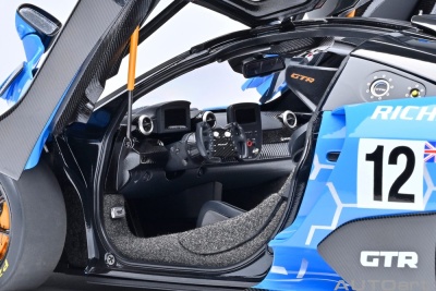 McLaren Senna GTR Presentation #12 blau schwarz Modellauto 1:18 Autoart