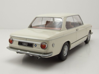 BMW 1802 1.Serie Facelift 1971 weiß Modellauto 1:18...