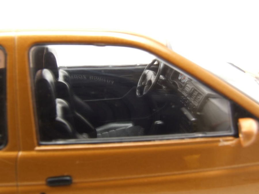 Schaalmodel Ford Escort Wrc Bronze 1/18 | Ixo | Miniaturen De Kimpe