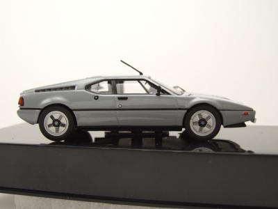 BMW M1 1978 grau Modellauto 1:43 ixo models
