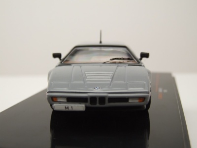 BMW M1 1978 grau Modellauto 1:43 ixo models