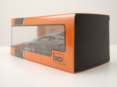 BMW M1 1978 grau Modellauto 1:43 ixo models