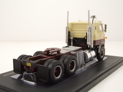 International Transtar COE Zugmaschine 1965 beige braun...