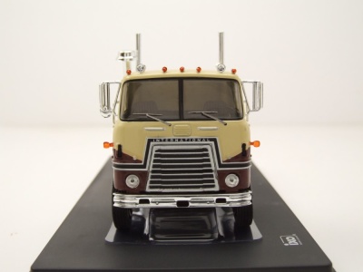 International Transtar COE Zugmaschine 1965 beige braun Modellauto 1:43 ixo models