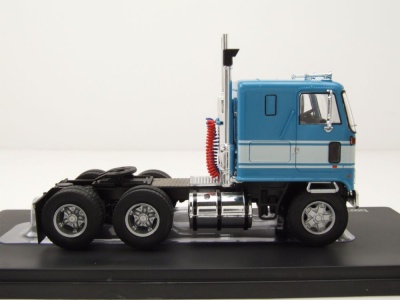 GMC Astro 95 Zugmaschine 1970 blau Modellauto 1:43 ixo models