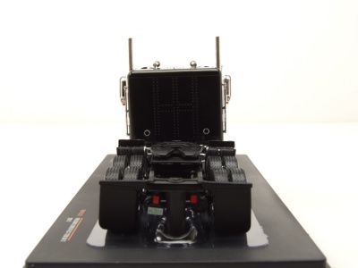 Freightliner FLC 120 64 T Zugmaschine 1977 schwarz rot Modellauto 1:43 ixo models