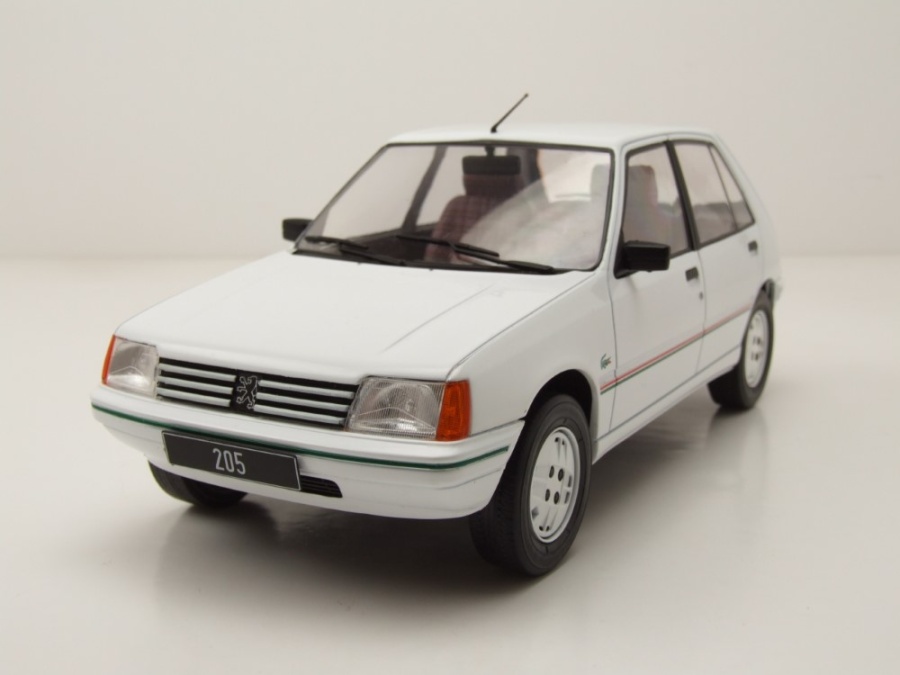 Peugeot 205 1984 weiß Modellauto 1:18 MCG