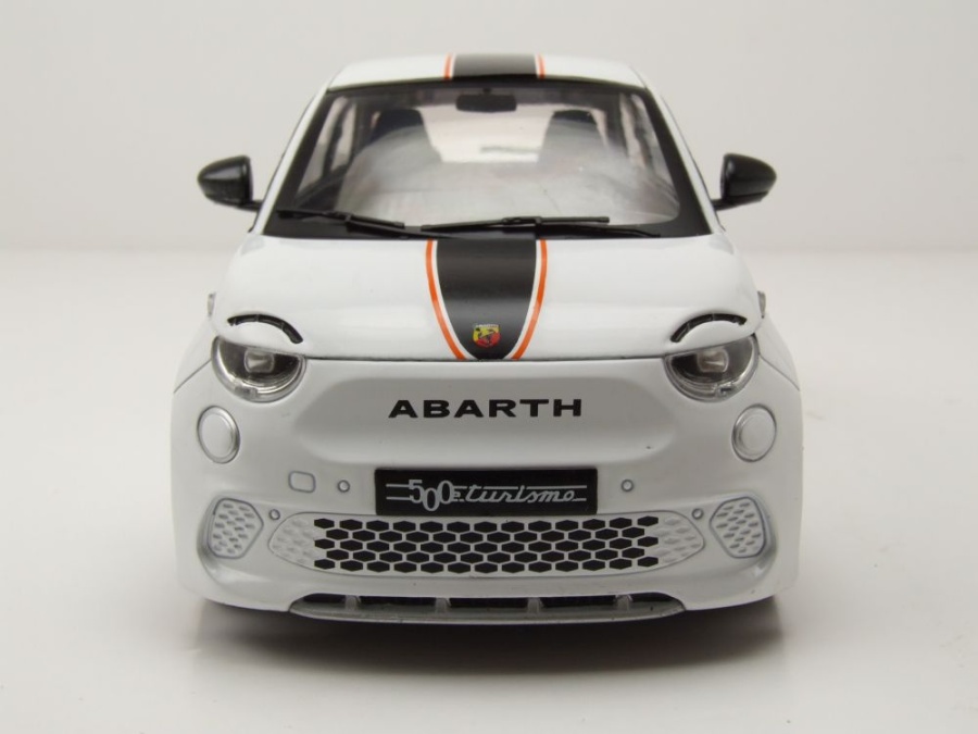 Modellauto Fiat 500e Abarth 2024 weiß 1:18 MCG bei