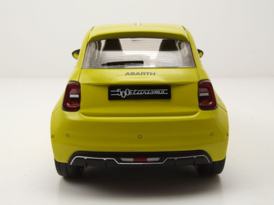 MCG /イクソ 1/18 アバルト 500e 2024 (イエロー) ixo IXO 1/18 フィアット アバルト 500e 2024 イエロー イクソ