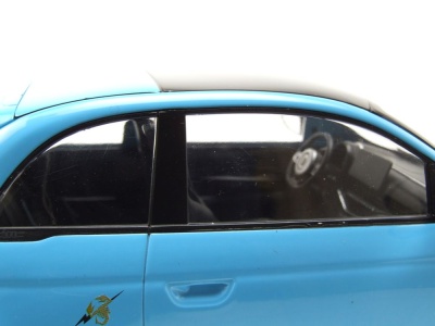 Fiat 500e Abarth 2024 hellblau Modellauto 1:18 MCG