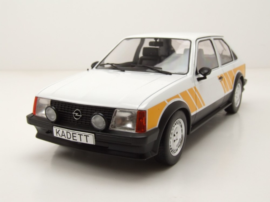 Opel Kadett D SR 1983 weiß gelb Modellauto 1:18 MCG