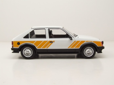 Opel Kadett D SR 1983 weiß gelb Modellauto 1:18 MCG