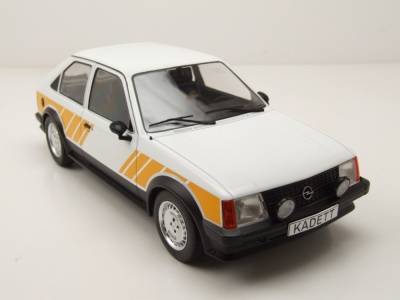 Opel Kadett D SR 1983 weiß gelb Modellauto 1:18 MCG