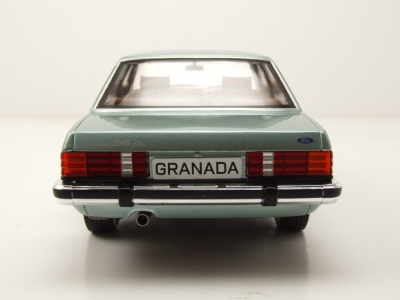 Ford Granada MK II 2.8 Ghia 1982 hellgrün metallic Modellauto 1:18 MCG